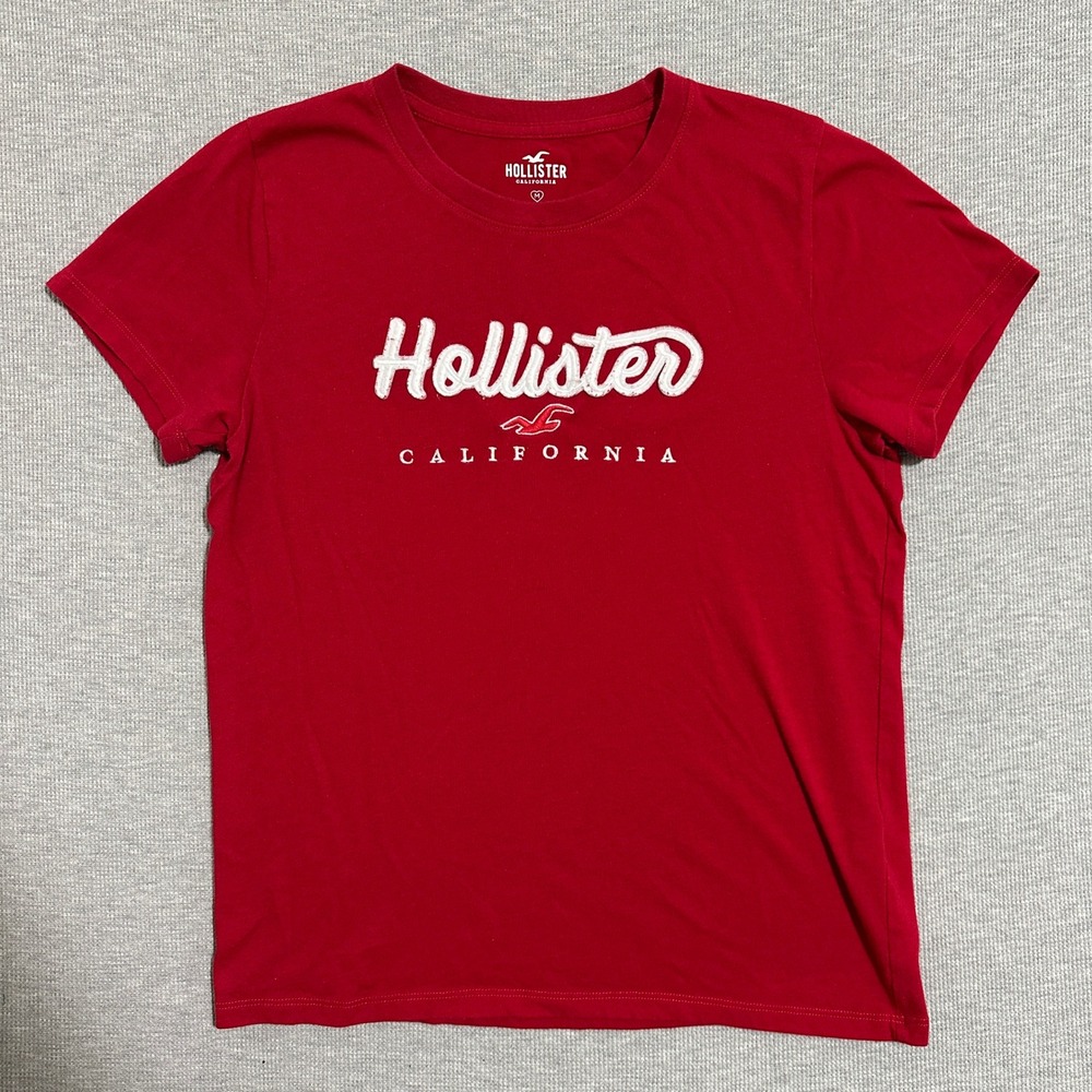 Hollister California Red Short Sleeve Graphic T-Shirt Womens Size Medium